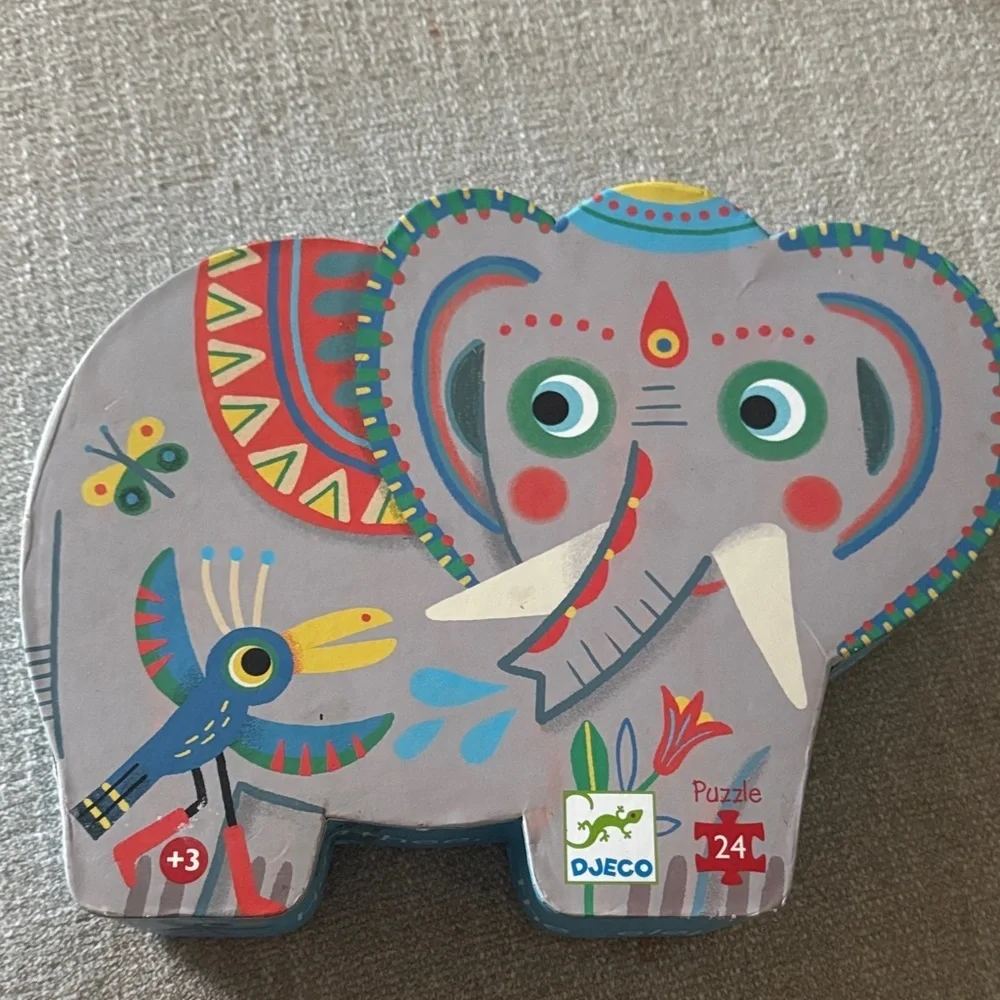 Djeco contains all